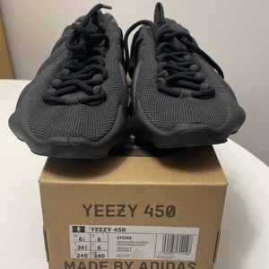 Yeezy 450